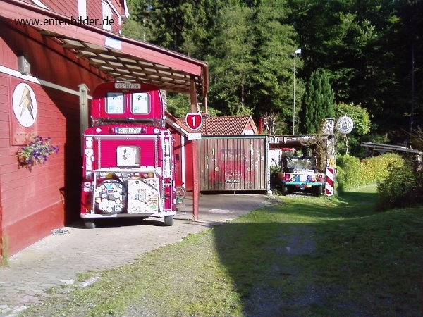 P03-06-10_18.54.jpg